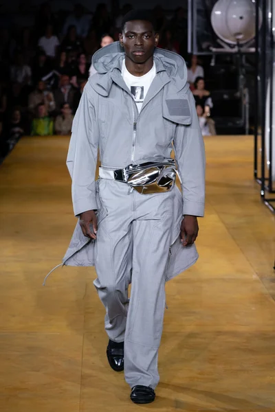 Look 101